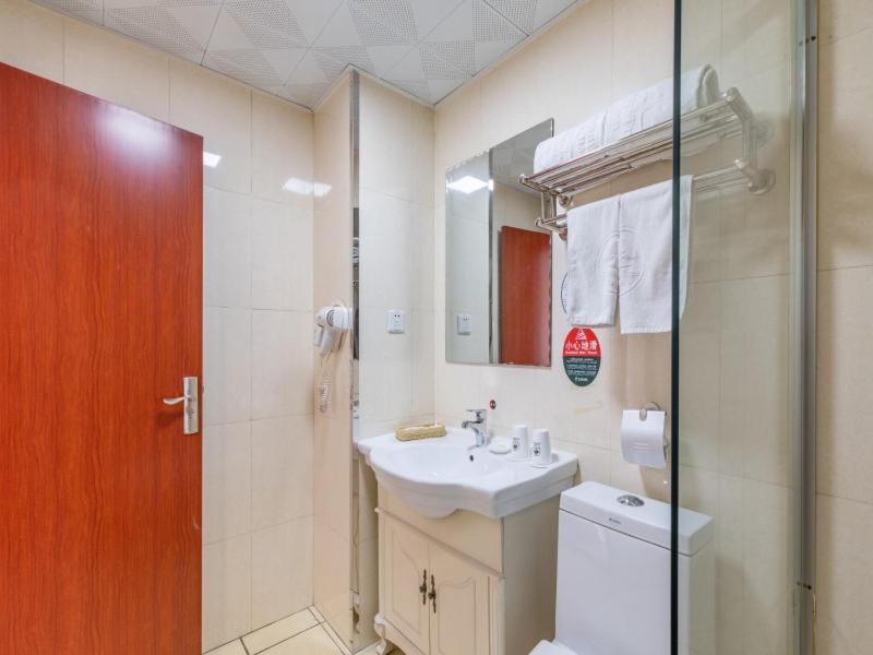 Greentree Inn Liaoning Dalian Development Zone Jinma Road Pedestrian Street Express Hotel Exterior photo