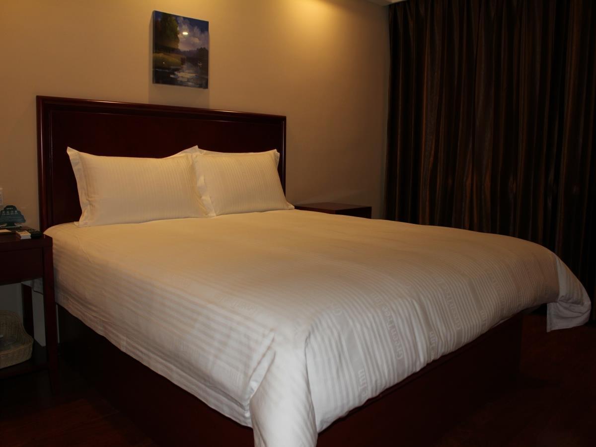 Greentree Inn Liaoning Dalian Development Zone Jinma Road Pedestrian Street Express Hotel Exterior photo