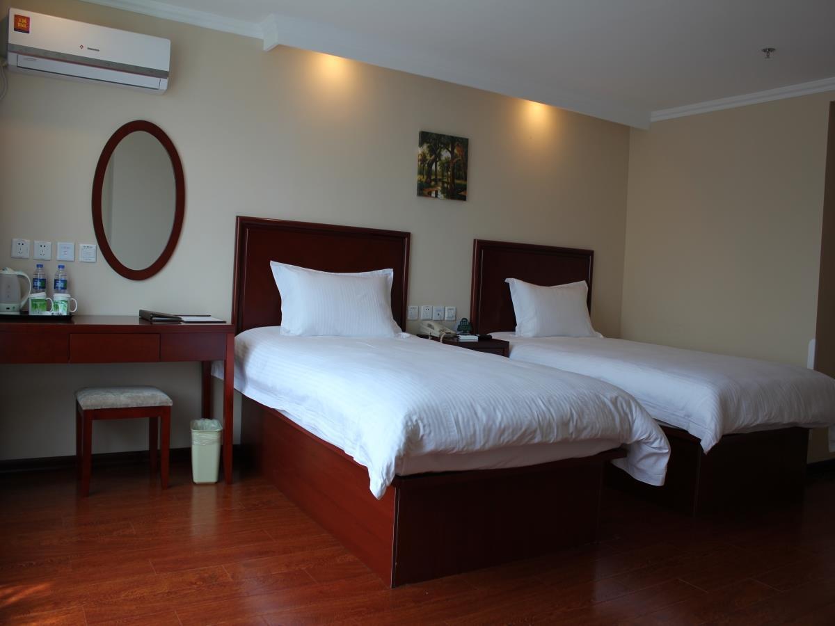 Greentree Inn Liaoning Dalian Development Zone Jinma Road Pedestrian Street Express Hotel Exterior photo